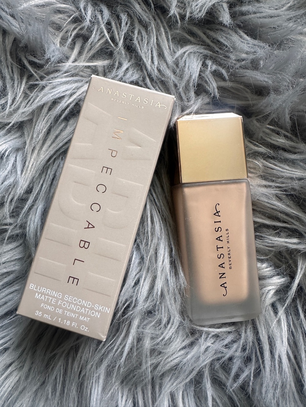 Anastasia Beverly Hills Impeccable Matte Foundation 2N New Full Size
